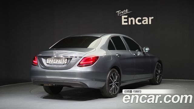 Mercedes-Benz C-Class (W205) C200 2019 — фото 2
