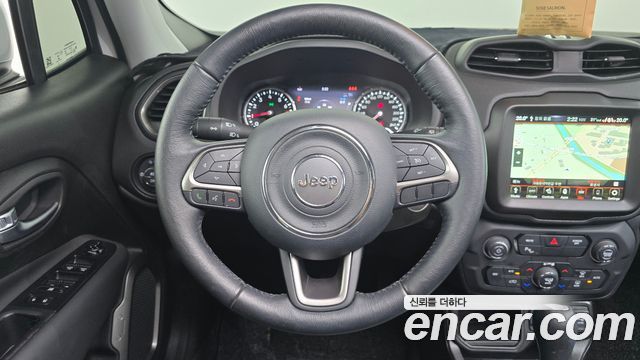 Jeep Renegade 1.3 Limited 2022 — фото 15