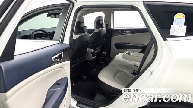 Kia Sportage (V) Gasoline 1.6 Turbo 2WD Signature 2026 — фото 12