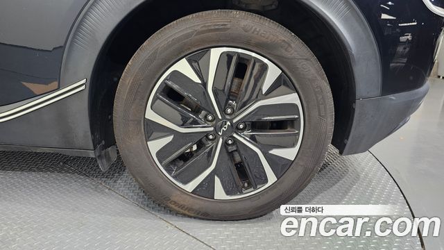 Kia EV6 Long Range Air 2022 — фото 21