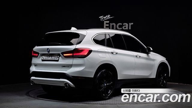 BMW X1 (F48) xDrive 18d Advantage 2020 — фото 2