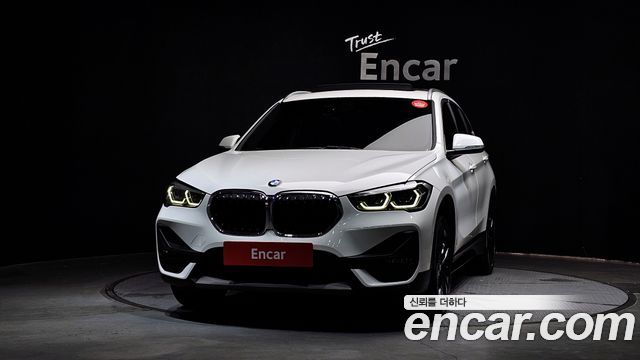 BMW X1 (F48) xDrive 18d Advantage 2020 — фото 3