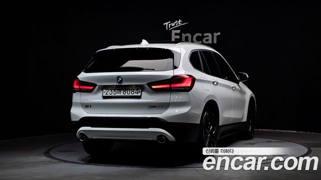 BMW X1 (F48) xDrive 18d Advantage 2020 — фото 4