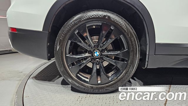BMW X1 (F48) xDrive 18d Advantage 2020 — фото 5