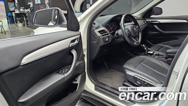 BMW X1 (F48) xDrive 18d Advantage 2020 — фото 10