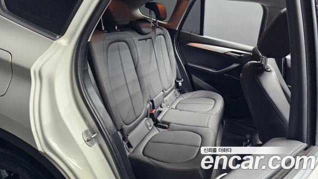 BMW X1 (F48) xDrive 18d Advantage 2020 — фото 11