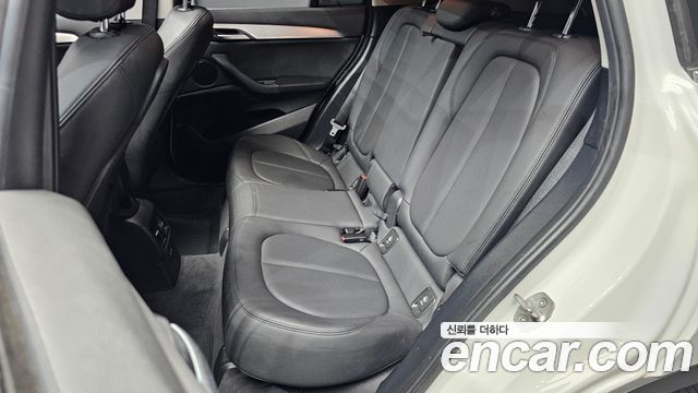 BMW X1 (F48) xDrive 18d Advantage 2020 — фото 12