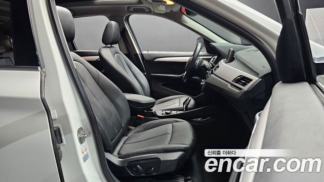 BMW X1 (F48) xDrive 18d Advantage 2020 — фото 26