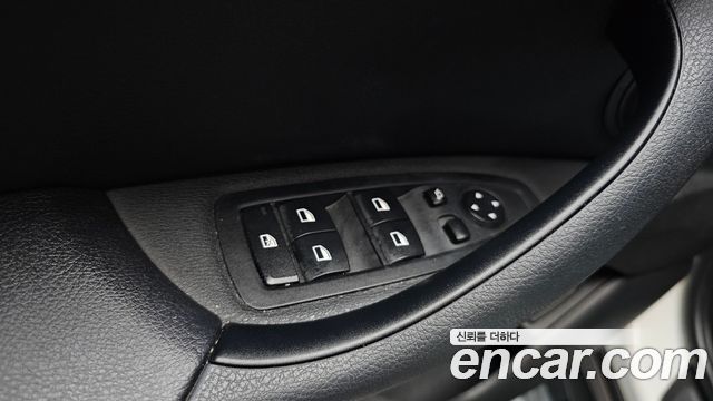 BMW X1 (F48) xDrive 18d Advantage 2020 — фото 28