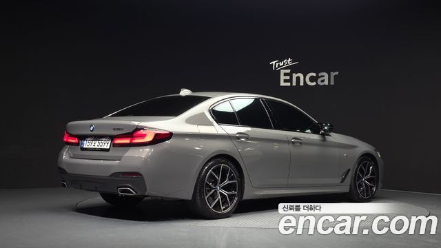 BMW 5 Series (G30) 530i M Sport Package 2022 — фото 2