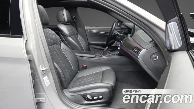 BMW 5 Series (G30) 530i M Sport Package 2022 — фото 11