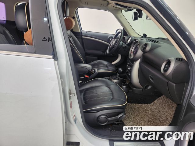 MINI Cooper D Countryman Standard 1st 2012 — фото 19