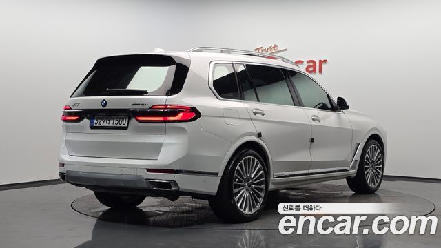 BMW X7 (G07) xDrive 40i Design Pure Excellence 6-Seater 2025 — фото 2