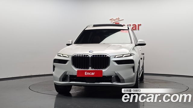 BMW X7 (G07) xDrive 40i Design Pure Excellence 6-Seater 2025 — фото 3