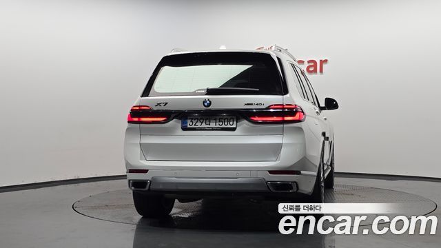 BMW X7 (G07) xDrive 40i Design Pure Excellence 6-Seater 2025 — фото 4