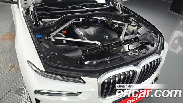 BMW X7 (G07) xDrive 40i Design Pure Excellence 6-Seater 2025 — фото 6
