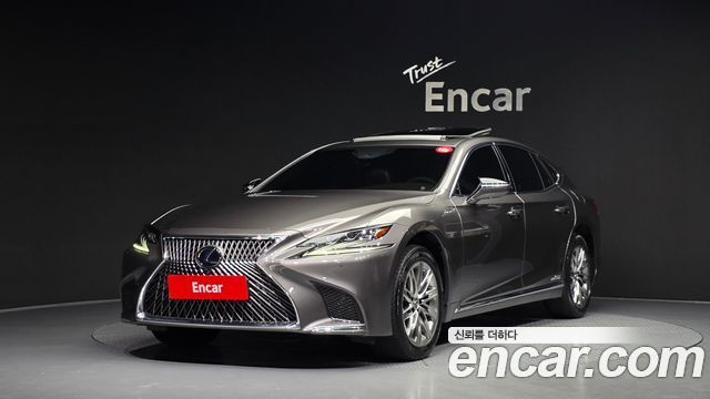 Lexus LS500h (V) 3.5 Luxury AWD