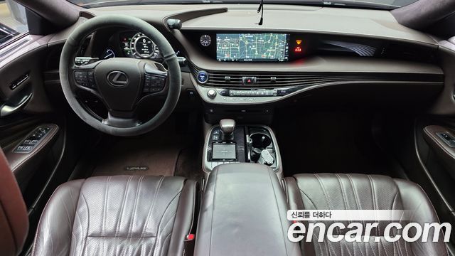 Lexus LS500h (V) 3.5 Luxury AWD 2018 — фото 7