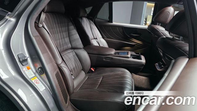 Lexus LS500h (V) 3.5 Luxury AWD 2018 — фото 12