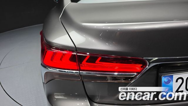 Lexus LS500h (V) 3.5 Luxury AWD 2018 — фото 23