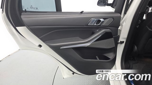 BMW X5 (G05) xDrive 40i M Sport 2025 — фото 31