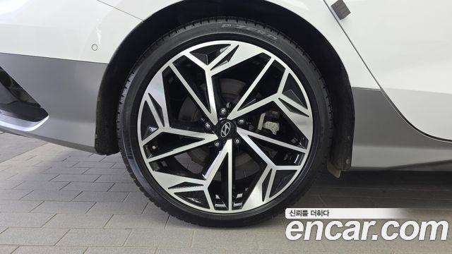 Hyundai Ioniq 6 Long Range Prestige 2023 — фото 5