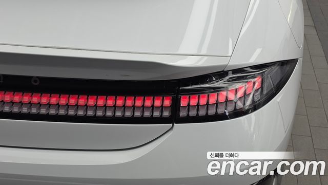 Hyundai Ioniq 6 Long Range Prestige 2023 — фото 23