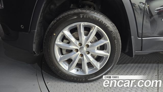 Jeep Cherokee (KL) 2.0 Diesel LIMITED 4WD 2015 — фото 5