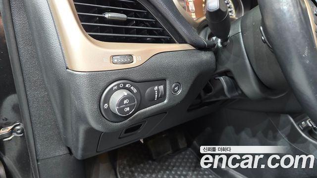 Jeep Cherokee (KL) 2.0 Diesel LIMITED 4WD 2015 — фото 15