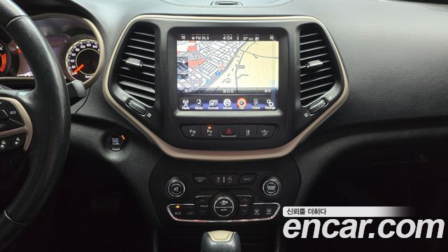Jeep Cherokee (KL) 2.0 Diesel LIMITED 4WD 2015 — фото 19