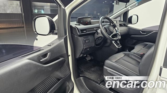 Hyundai Staria Cargo 3-Seater Modern 2022 — фото 10