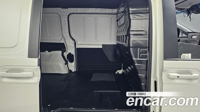 Hyundai Staria Cargo 3-Seater Modern 2022 — фото 11