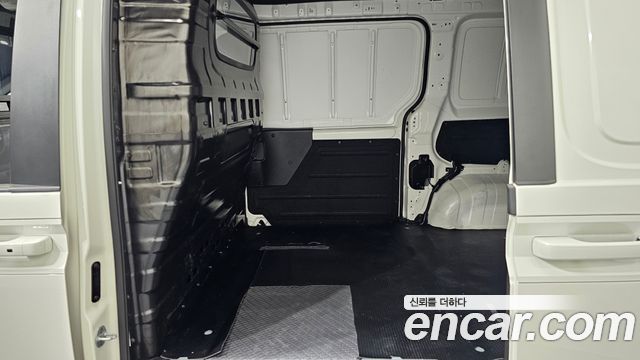 Hyundai Staria Cargo 3-Seater Modern 2022 — фото 26