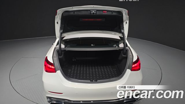 Mercedes-Benz C-Class (W206) C300 4MATIC AMG Line 2023 — фото 37