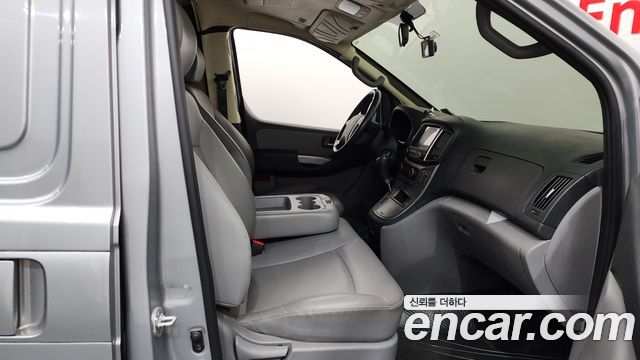 Hyundai Grand Starex Camping car 2021 — фото 11