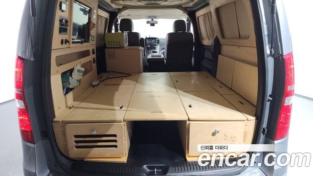 Hyundai Grand Starex Camping car 2021 — фото 14