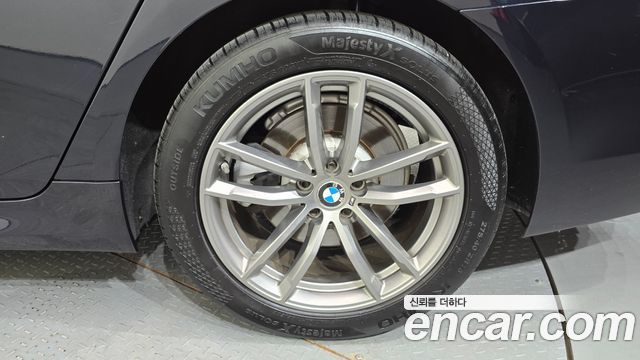 BMW 5 Series (G30) 520d M Sport Package Plus 2018 — фото 21