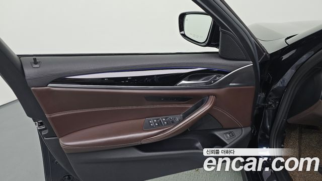 BMW 5 Series (G30) 520d M Sport Package Plus 2018 — фото 24