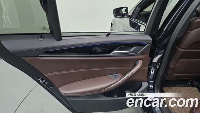 BMW 5 Series (G30) 520d M Sport Package Plus 2018 — фото 25