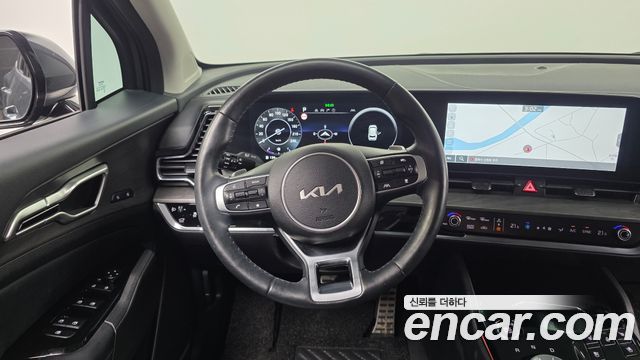 Kia Sportage (V) LPG 2.0 2WD Signature 2023 — фото 13