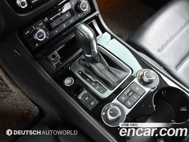 Volkswagen Touareg V6 3.0 TDI Bluemotion Premium 7P5 2015 — фото 9