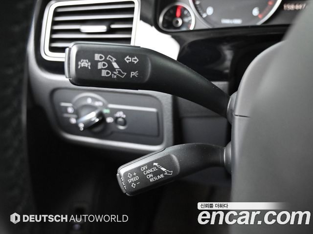 Volkswagen Touareg V6 3.0 TDI Bluemotion Premium 7P5 2015 — фото 21