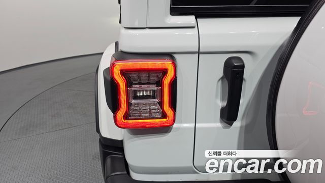 Jeep Wrangler (JL) 2.0 Overland Power Top 4Door 2021 — фото 23