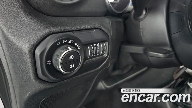 Jeep Wrangler (JL) 2.0 Overland Power Top 4Door 2021 — фото 31