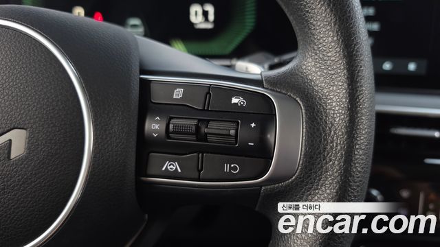 Kia K5 (III) 2.0 Prestige 2024 — фото 21