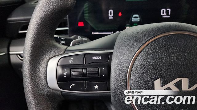 Kia K5 (III) 2.0 Prestige 2024 — фото 21