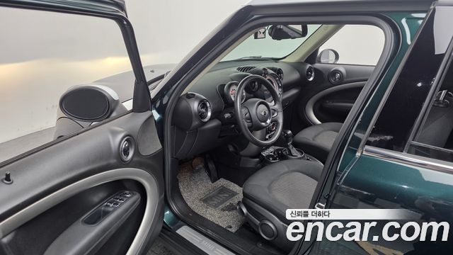 MINI Cooper D Countryman Standard 1st 2014 — фото 10