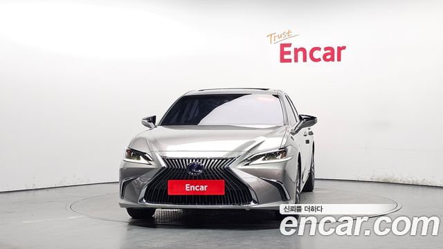 Lexus ES300h (VII) Luxury 2019 — фото 3