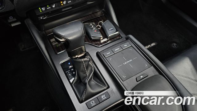 Lexus ES300h (VII) Luxury 2019 — фото 9