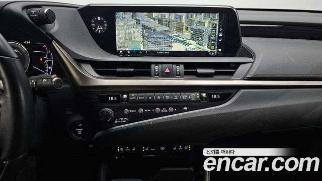 Lexus ES300h (VII) Luxury 2019 — фото 14